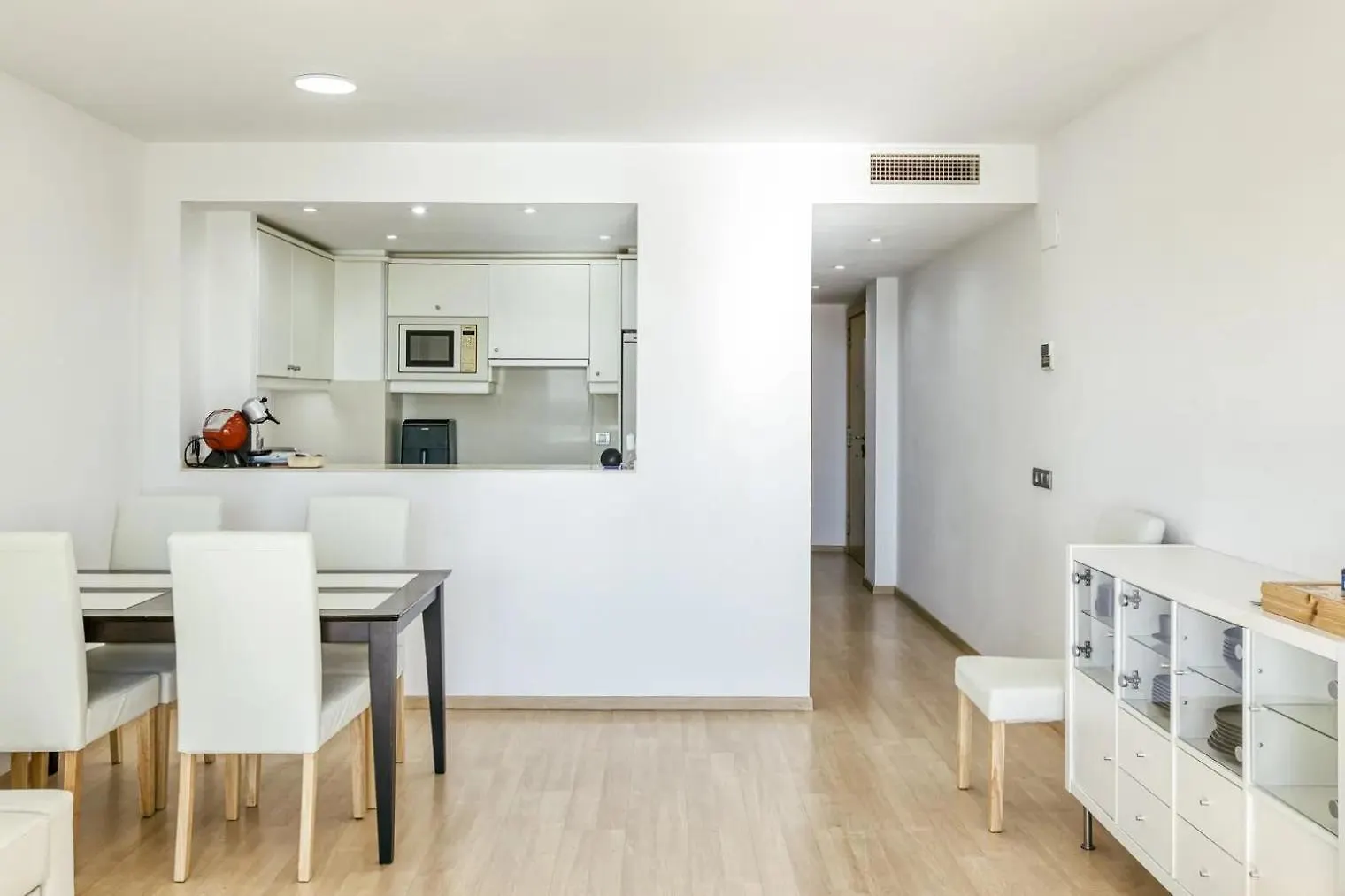 アパート Apartament Amb Piscina I Zona Enjardinada ロザス