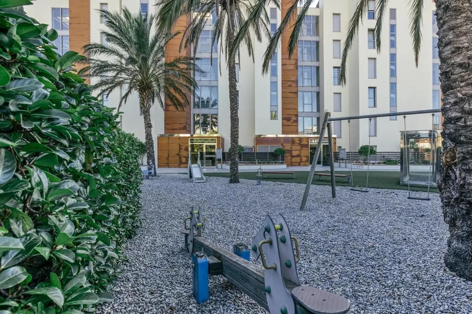 アパート Apartament Amb Piscina I Zona Enjardinada ロザス
